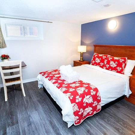 Vila Cozy 3Br 2Bth Lower Unit, A Min To Hwy401, 404 & Dvp Toronto Exteriér fotografie