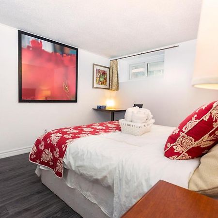 Vila Cozy 3Br 2Bth Lower Unit, A Min To Hwy401, 404 & Dvp Toronto Exteriér fotografie