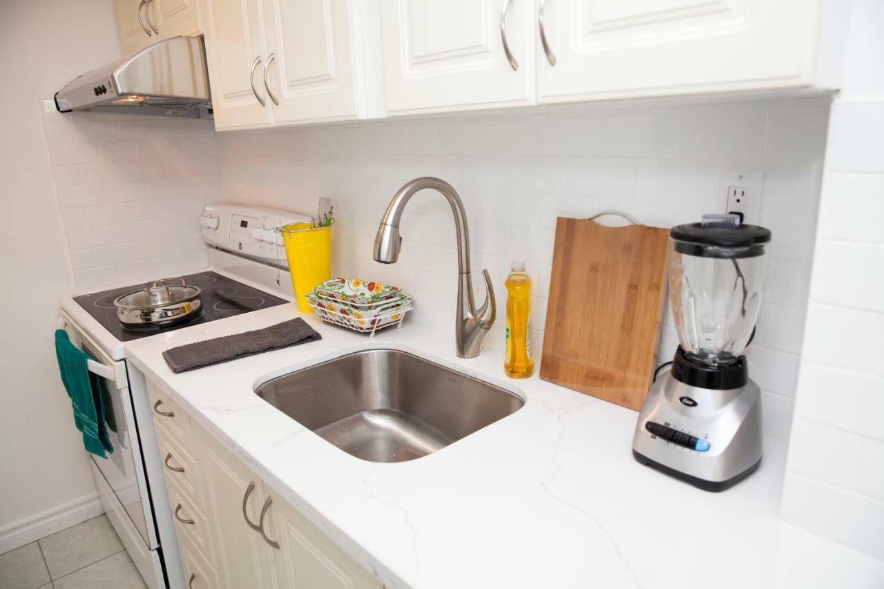 Vila Cozy 3Br 2Bth Lower Unit, A Min To Hwy401, 404 & Dvp Toronto Exteriér fotografie